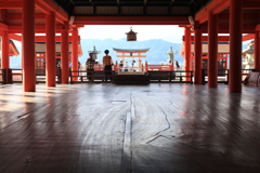 大好きな厳島神社にて！