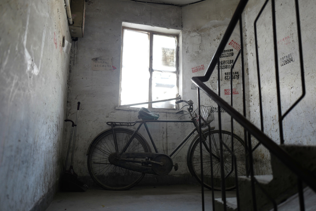 廊下自転車