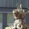 変な銅像２