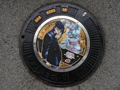 ジョジョマンホール　1.東方仗助：西公園C60広場内「杜の都れんが下水洞窟」前