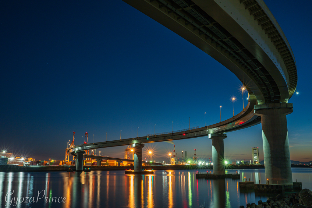 夕景のドラゴンロード