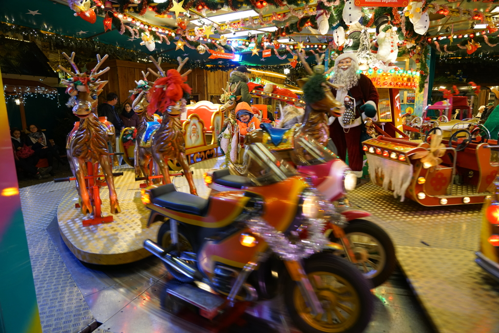 ドイツ・クリスマスマーケットの旅！24-105mmG