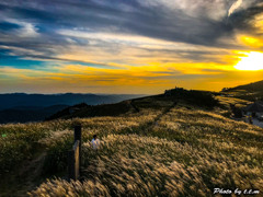 生石高原の夕景