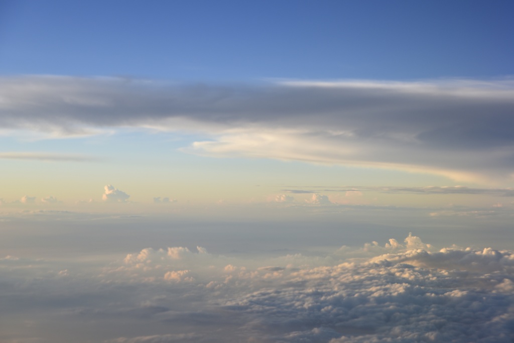 雲の上の空の上