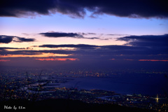 大阪湾の夜明け