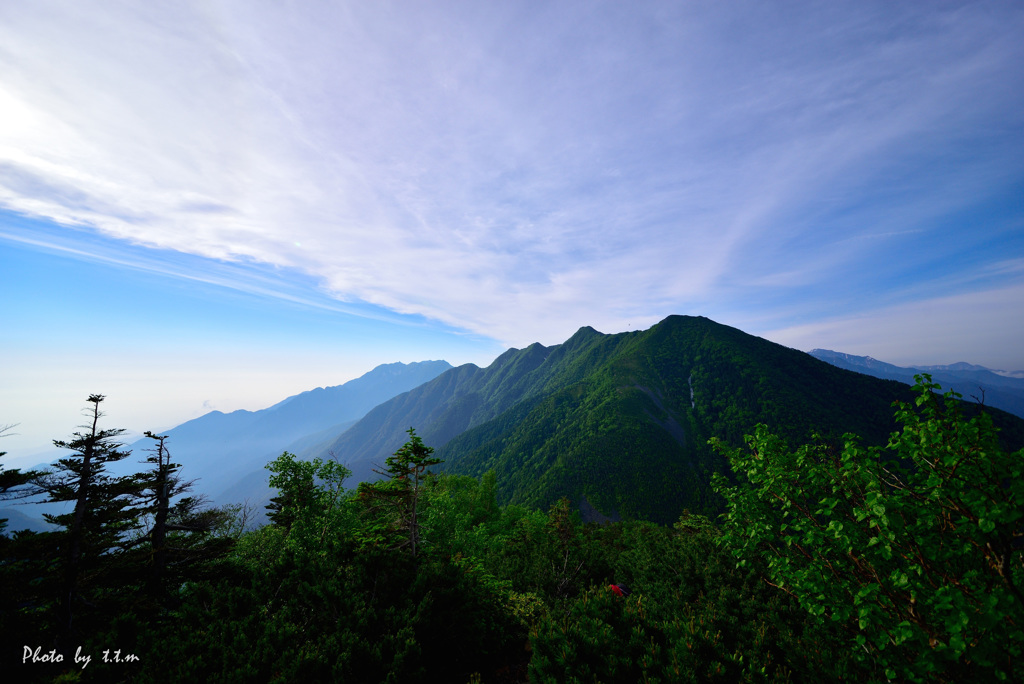 南アルプスの山々 2500Mからの眺望