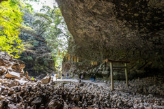 天岩戸の石積み