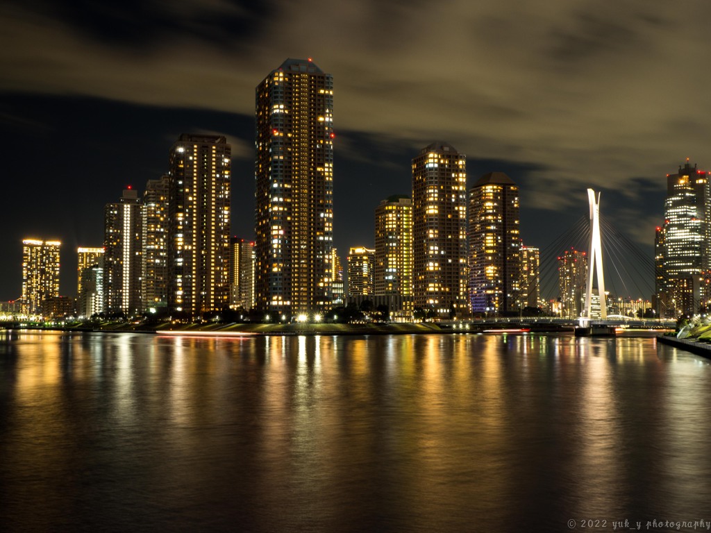夜の永代橋へ