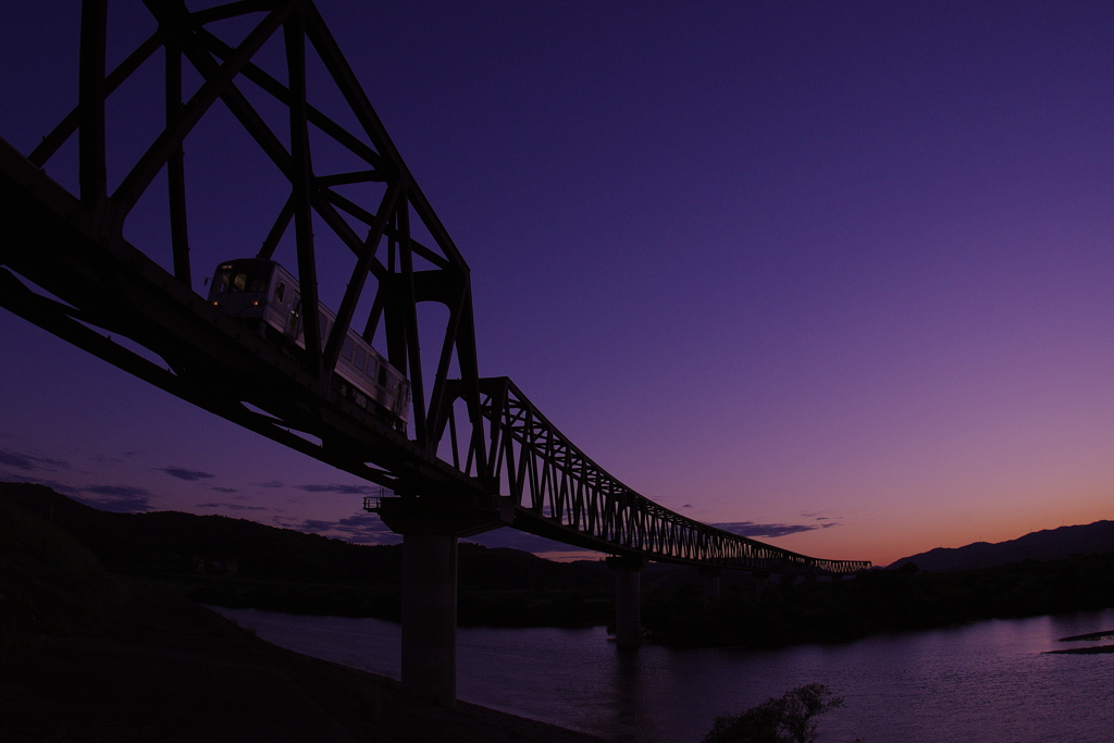 井原鉄道 (日没後)