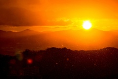 光雲閣から見た朝日