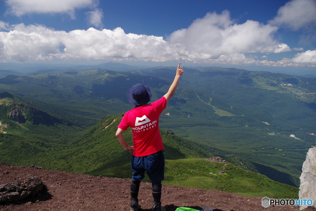 山の日に山に登る。