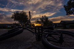 BMXと夕陽