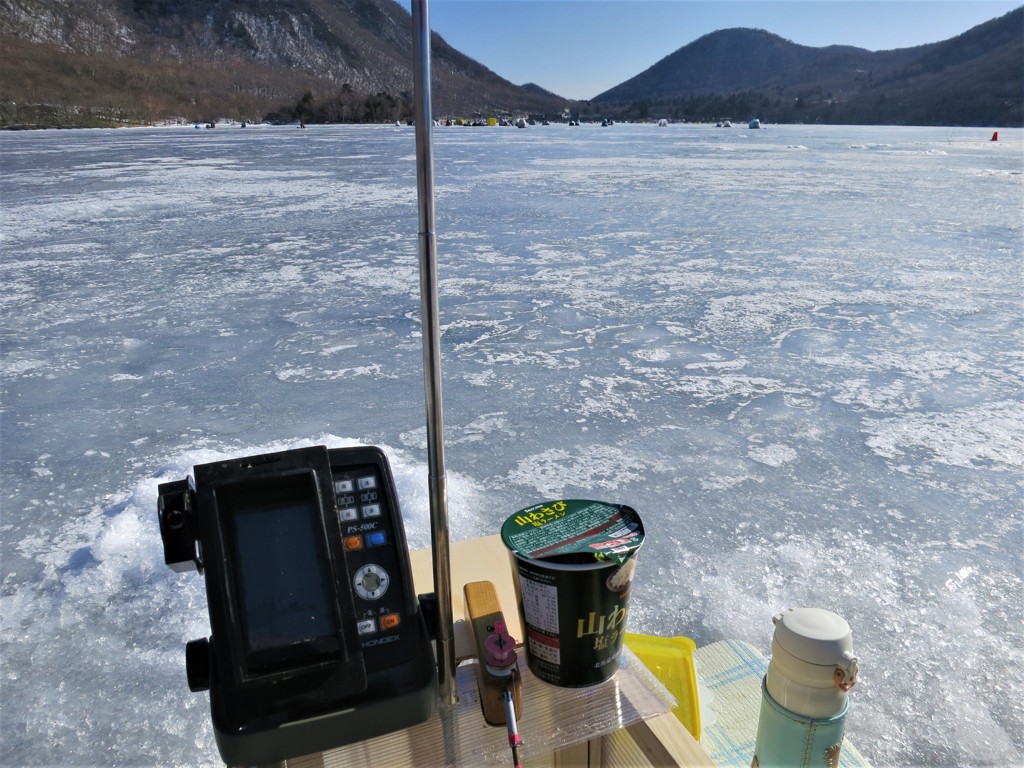 赤城大沼ワカサギ釣り