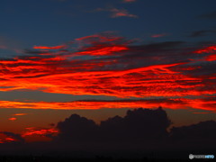 夕焼けと入道雲