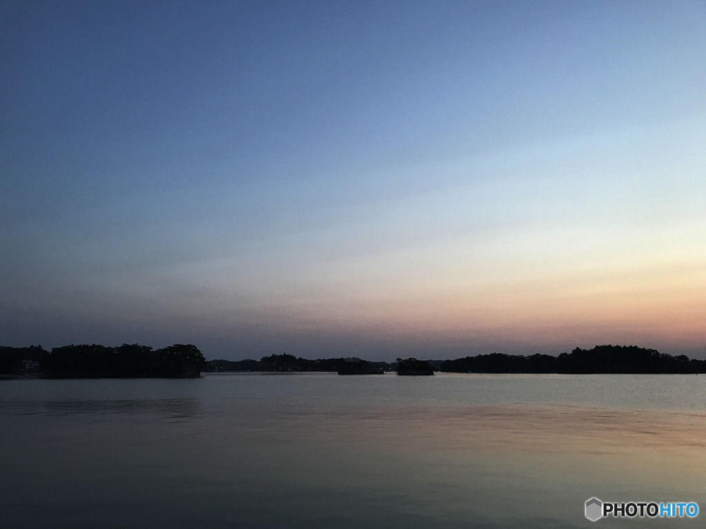 渚に埋めた涙には