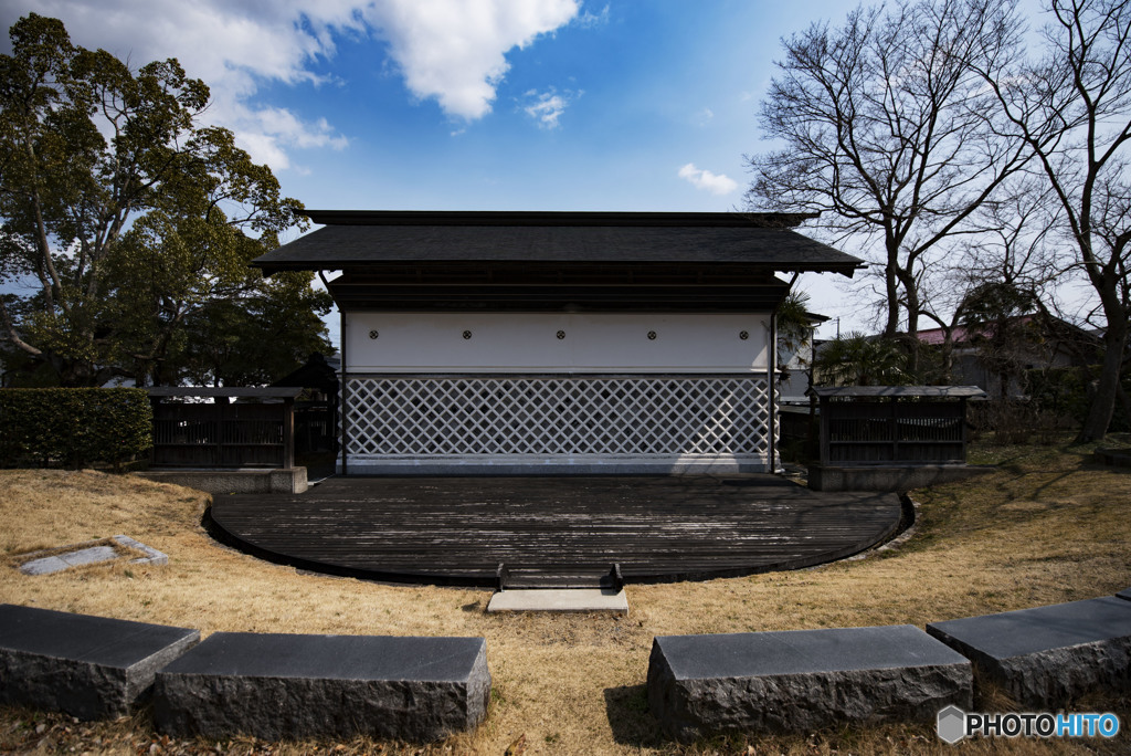 開演を待つ