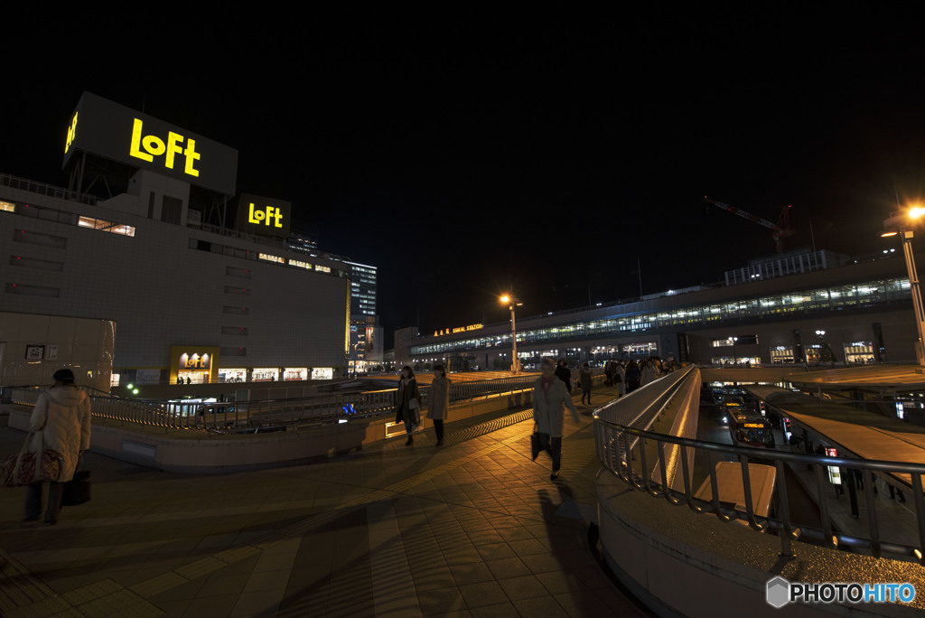 通り過ぎて行く季節を見ていた。