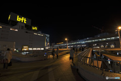 通り過ぎて行く季節を見ていた。