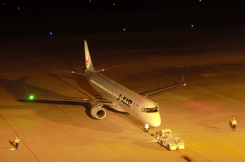 町の灯がにじむほど