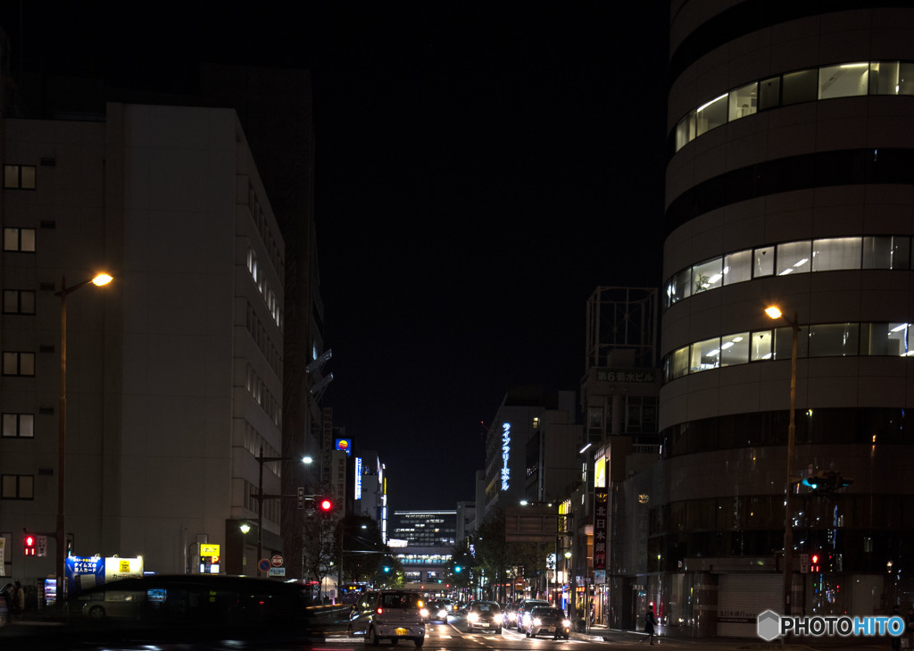 Let's be a chic and friendly idiot