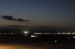 町の片隅にてあの頃の空を思い出す