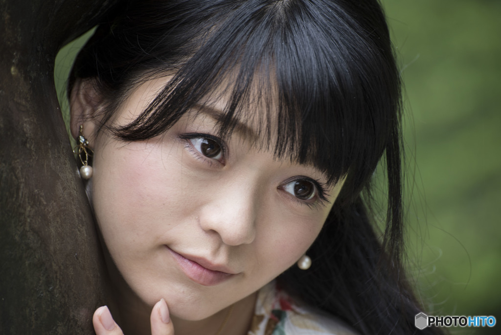 うつろうような Eye  Line が良いじゃない