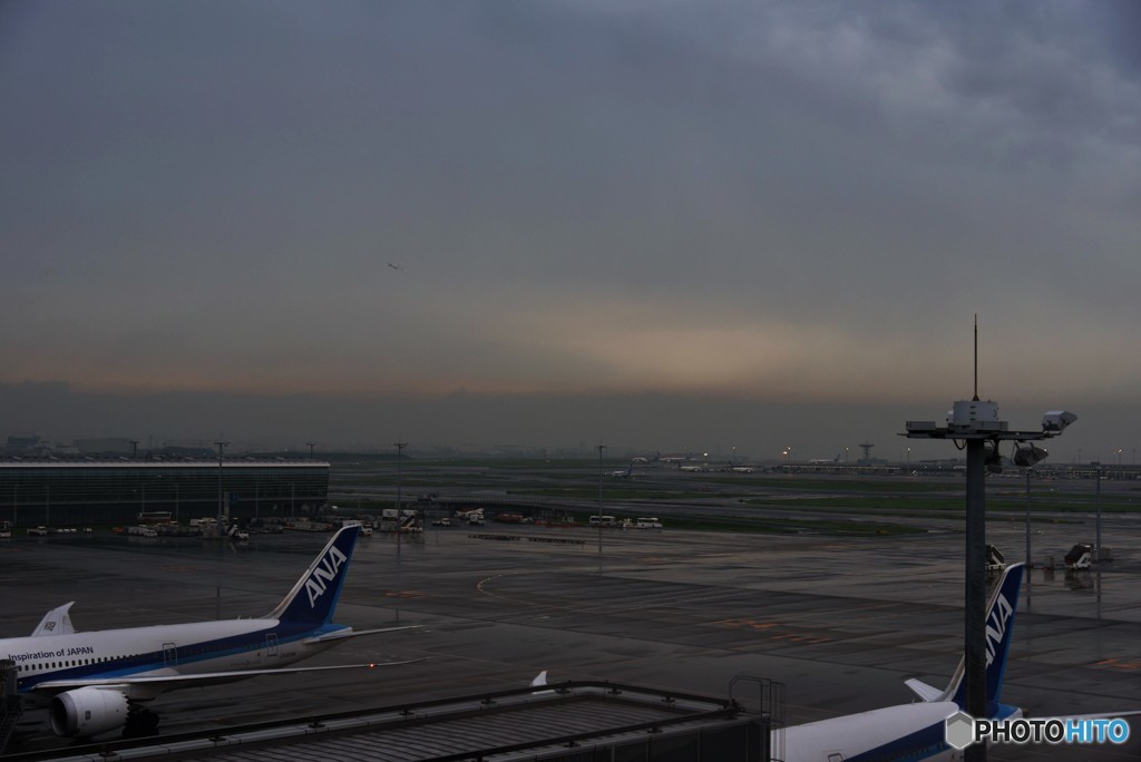 雨が静かに止んで行く