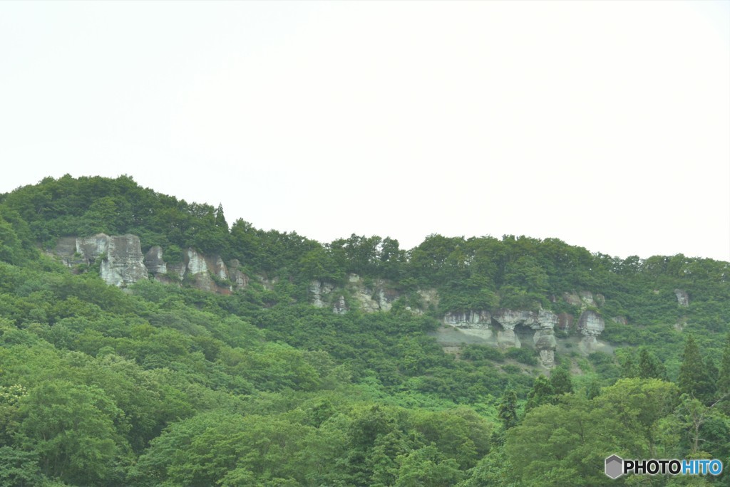 岩肌どうですか？