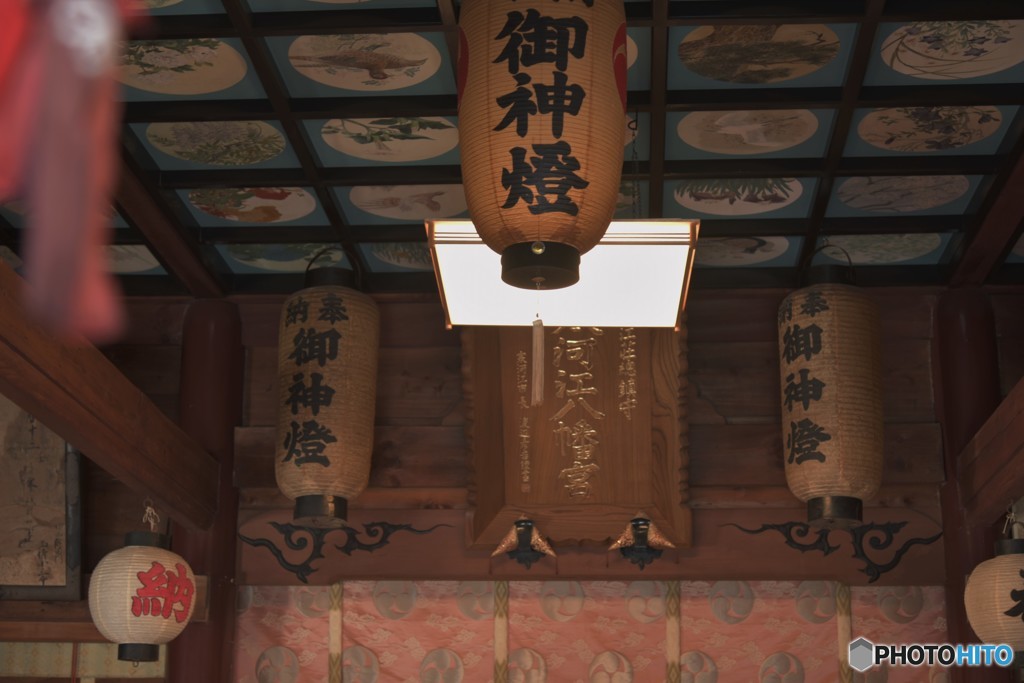 見上げれば