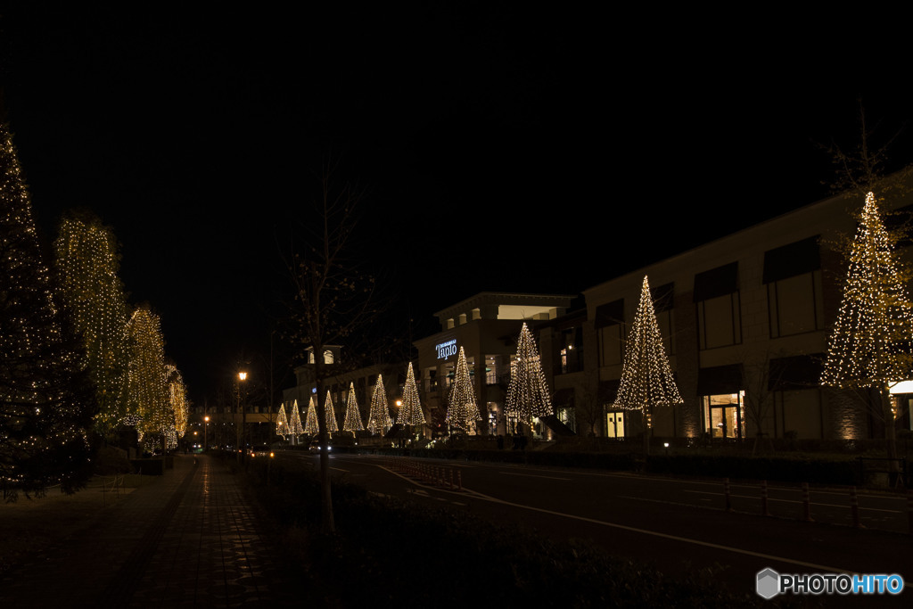 遠い夜空の彼方に