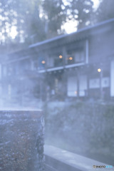 湯けむりが舞うこの季節