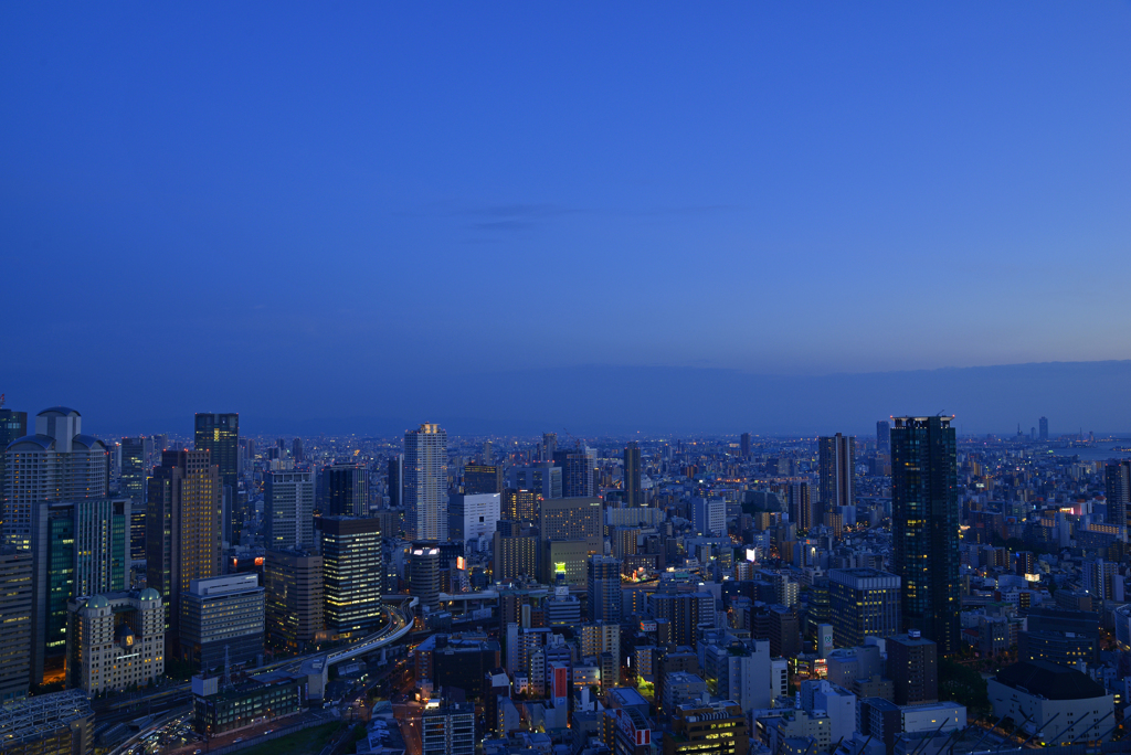 　大阪 blue