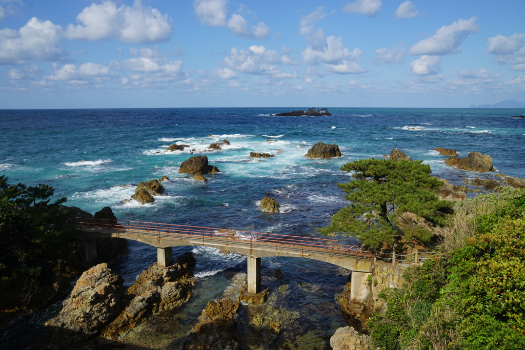 春の日本海