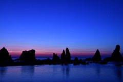 橋杭岩　夜明け前