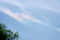 虹色の雲