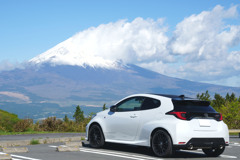 富士山とGRヤリス