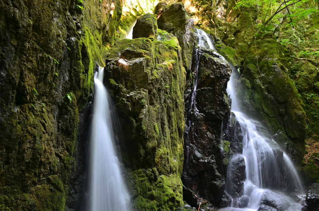 岡山県　真庭　山乗渓不動瀧