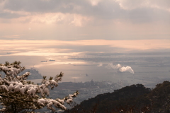 雪の六甲山から