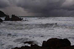 荒れる浦富海岸