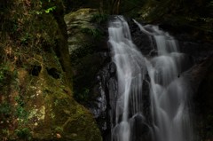 岡山県美作市　琴弾の滝（雄滝）