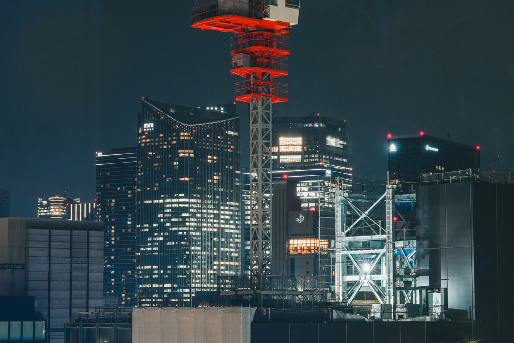 東京△