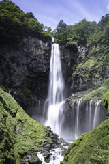 華厳の滝