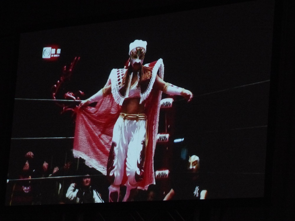 ８４年１月にホーガンがＷＷＦチャンピオンになって