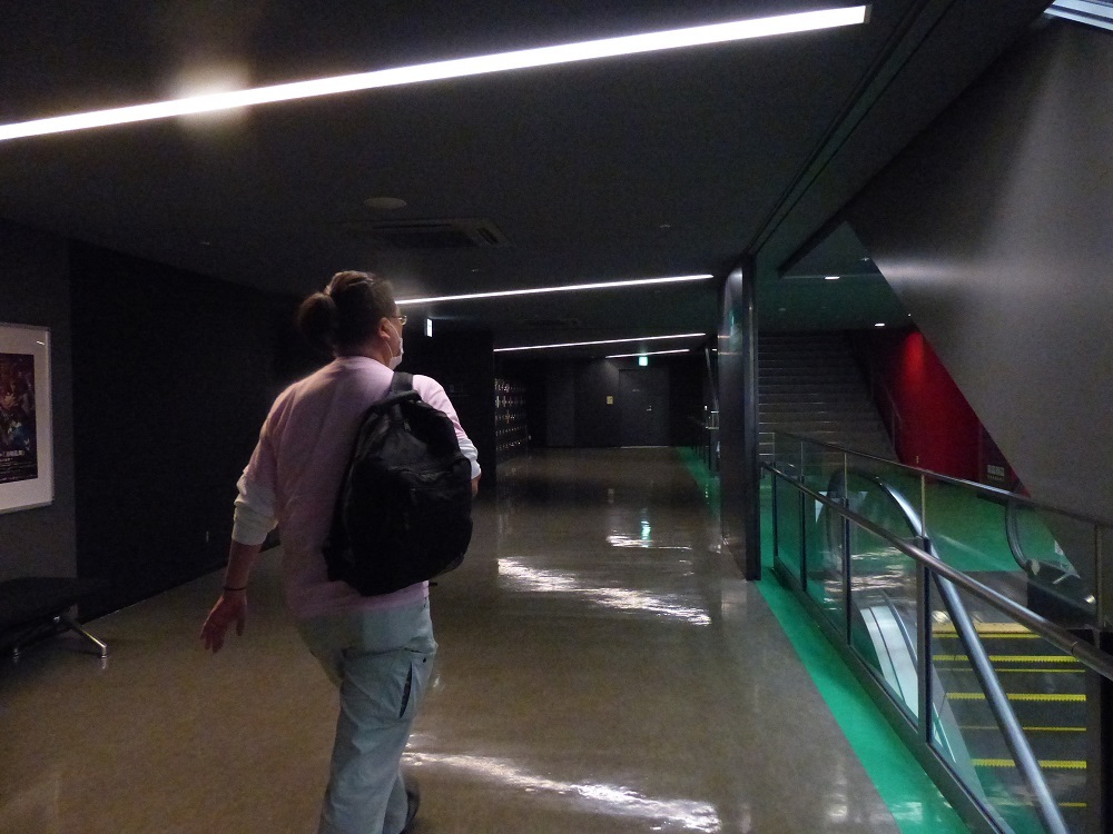 中にコインロッカーがあった