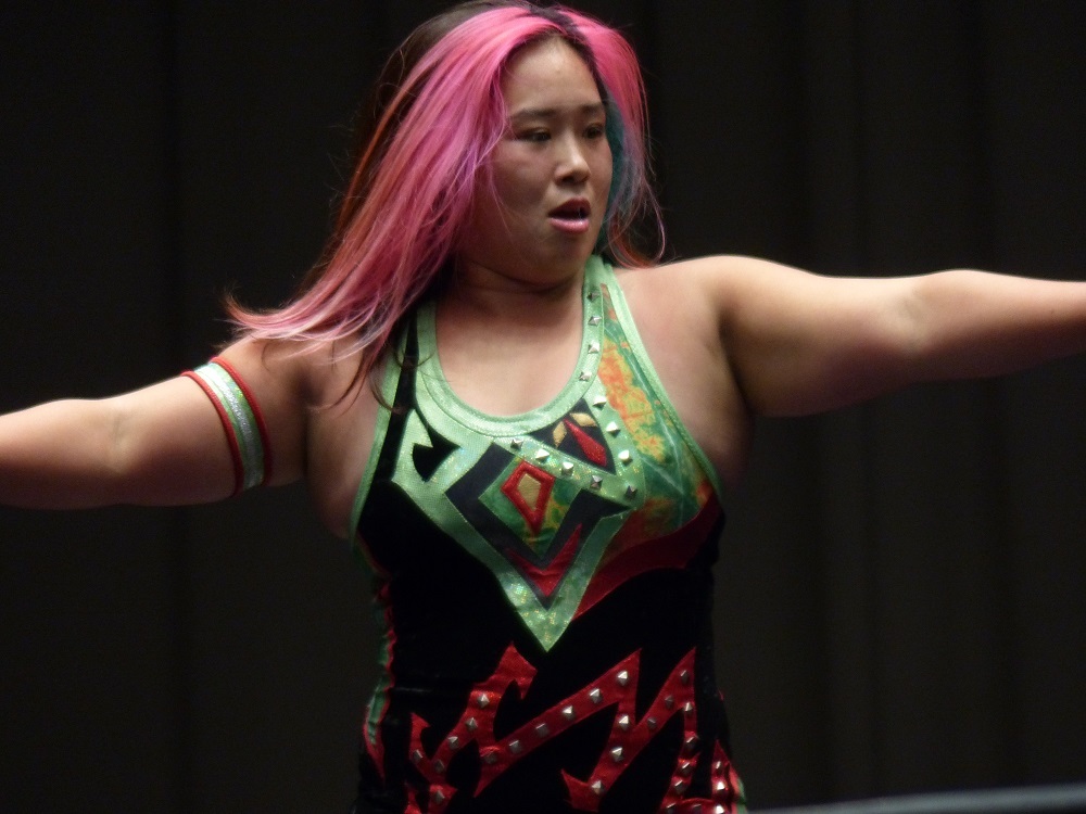 今週末は女は比較的興行少ないのか