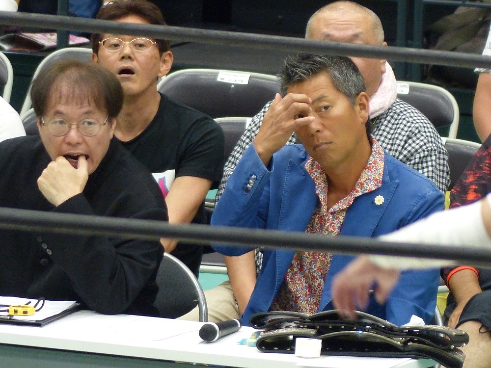 なぜ奴らがここに