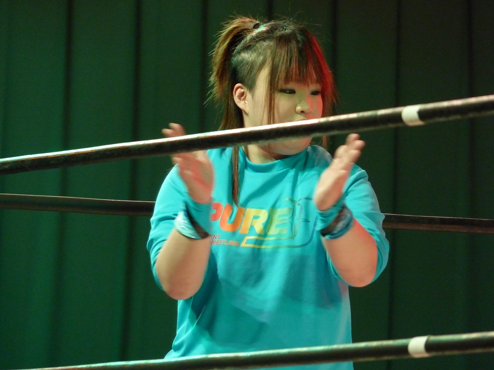 スターダムチャンピオンはトニーストーム