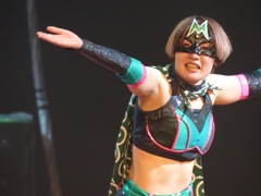 ８３年の１発目の放送は