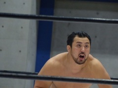 なぜ鈴木が大日本に