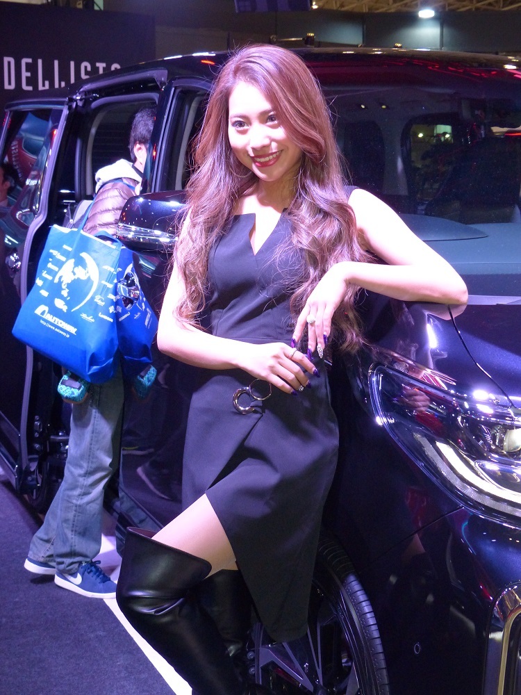 アルジェリアの監督はあの人じゃん